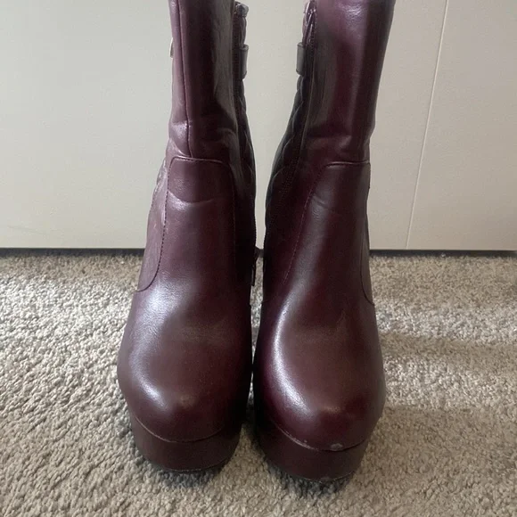 Platform booties - Picture 3 of 5